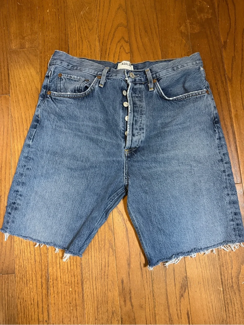 Agolde Denim 90s Style 7.5” Long Cut-Off Shorts